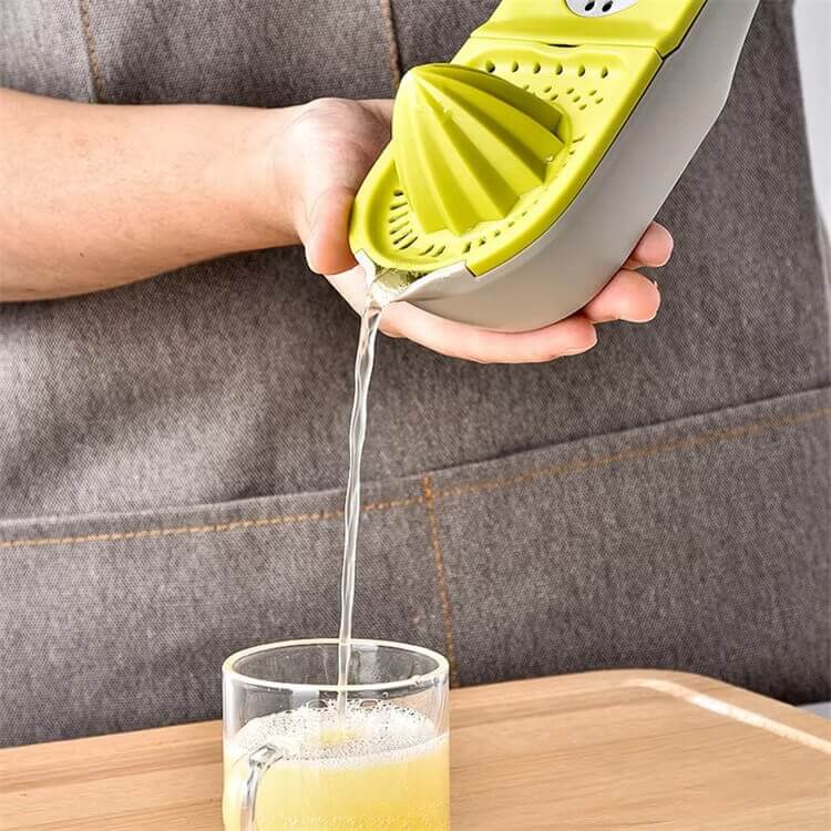2-In-1 Manual Plastic Fruit & Vegetable Lemon Juicer Citrus Press Peeler Multi-Functional Cutter Olive Green Lemon Squeezer